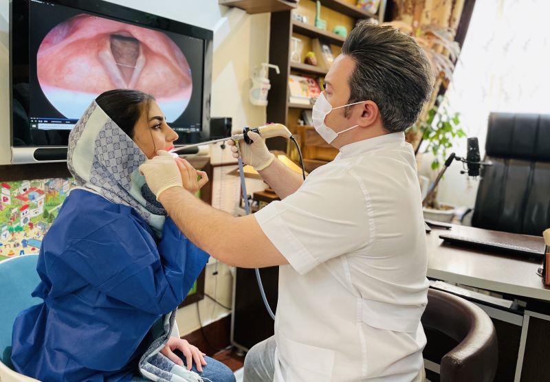 استروبوسکوپی یا عکسبرداری از حنجره چیست و چه کاربردی دارد؟
